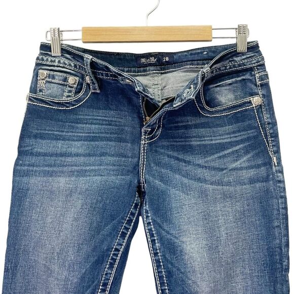 Miss Me Mid Rise Capri Straight Leg Jeans Medium Wash Peace Sign Crops Size 28 - Picture 7 of 13